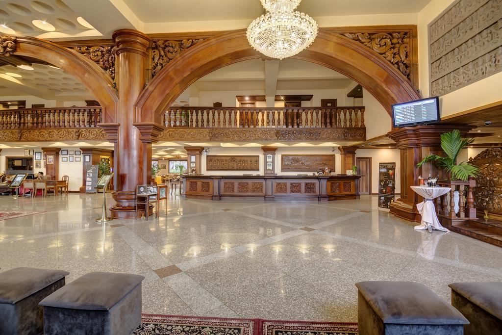 Angkor Era Hotel Сіємреап Екстер'єр фото