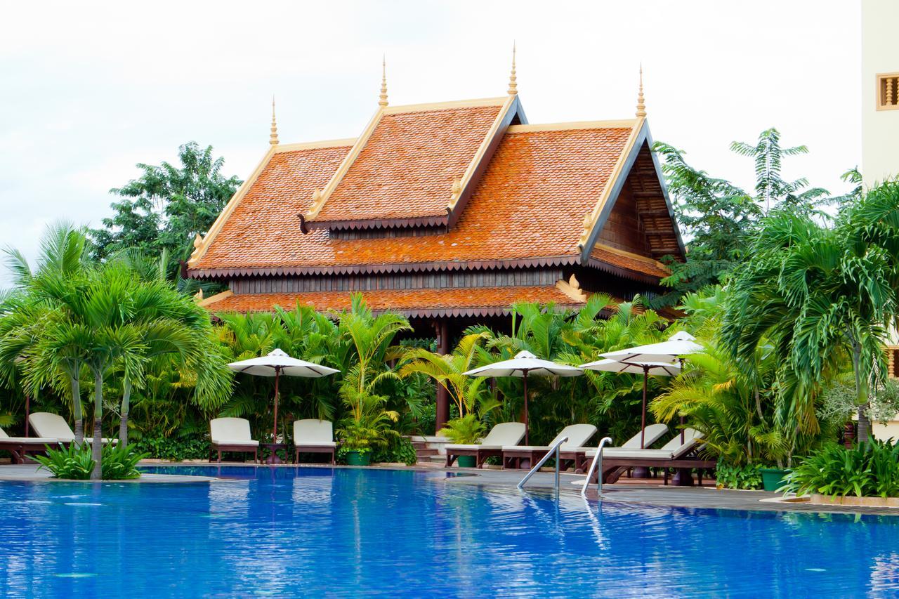 Angkor Era Hotel Сіємреап Екстер'єр фото