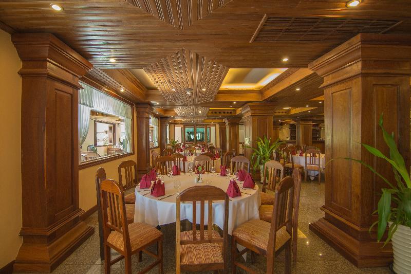 Angkor Era Hotel Сіємреап Екстер'єр фото
