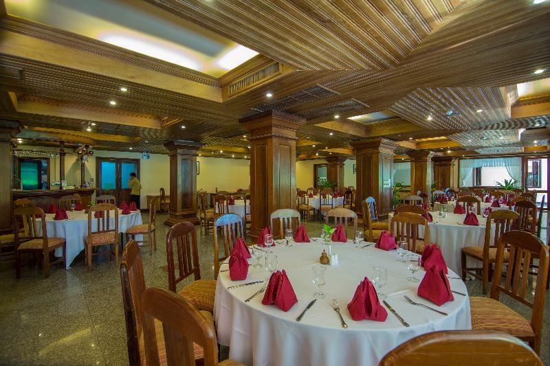 Angkor Era Hotel Сіємреап Екстер'єр фото